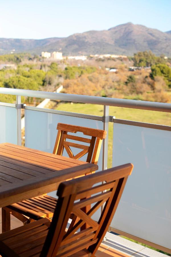 Magnifico Apartamento Cerca De La Playa Con Piscina - Roses Eksteriør billede